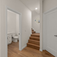 161 18th Avenue, Seattle, WA 98122