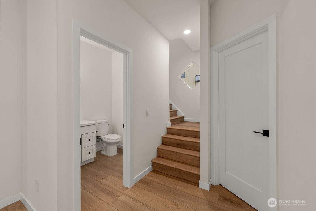 161 18th Avenue, Seattle, WA 98122