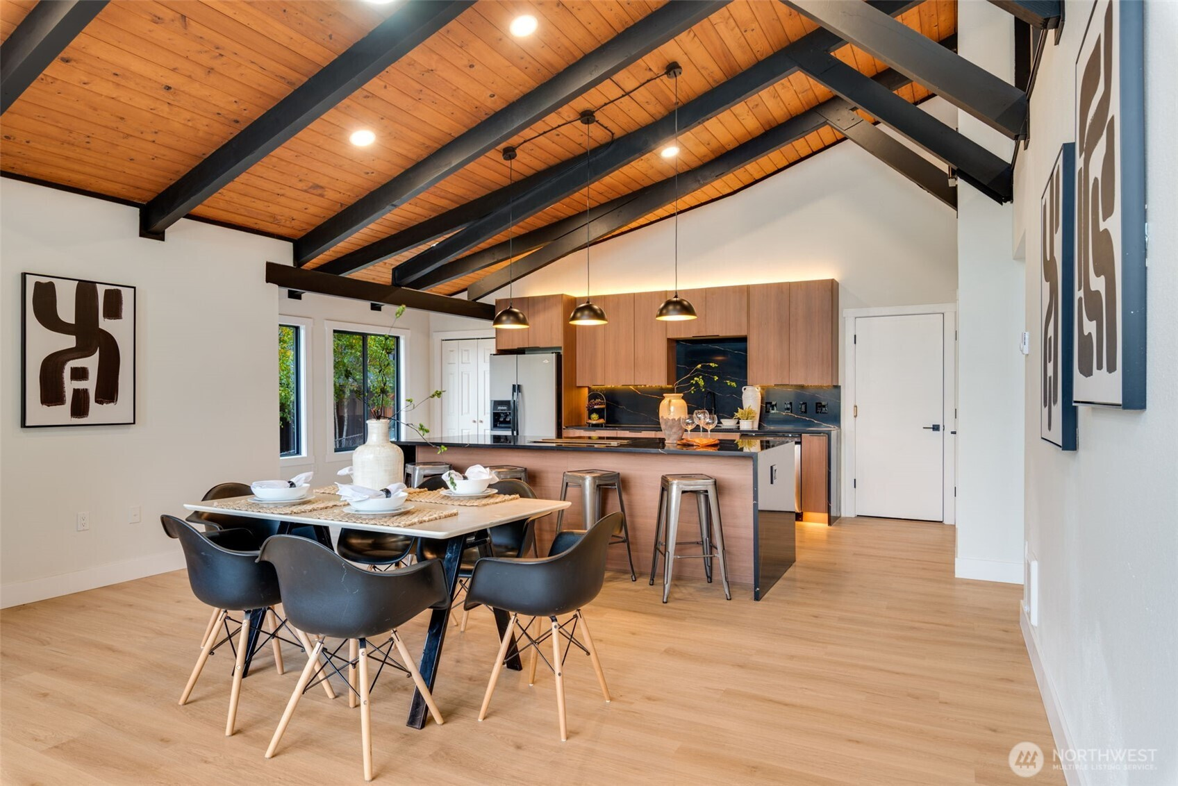 5609 Henslin Drive SE, Olympia, WA 98513