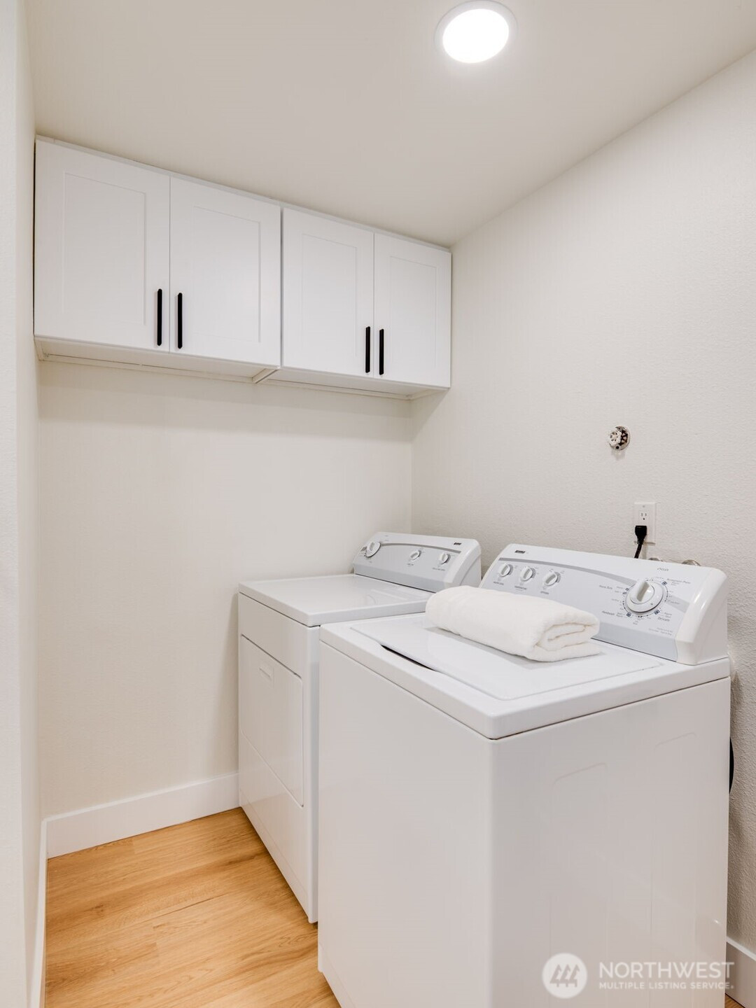 5609 Henslin Drive SE, Olympia, WA 98513