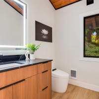 5609 Henslin Drive SE, Olympia, WA 98513