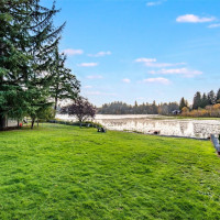 5609 Henslin Drive SE, Olympia, WA 98513