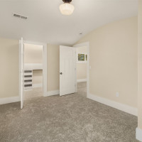 10425 Des Moines Memorial Drive S, Seattle, WA 98168