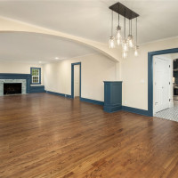 10425 Des Moines Memorial Drive S, Seattle, WA 98168