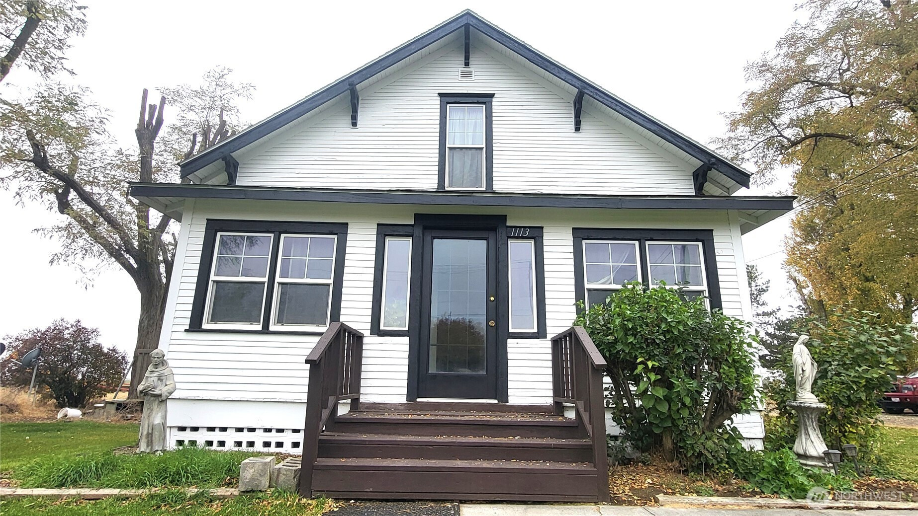 1113 S County Road, Warden, WA 98857