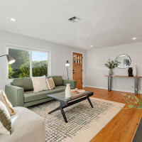 15511 10th Avenue NE, Shoreline, WA 98155