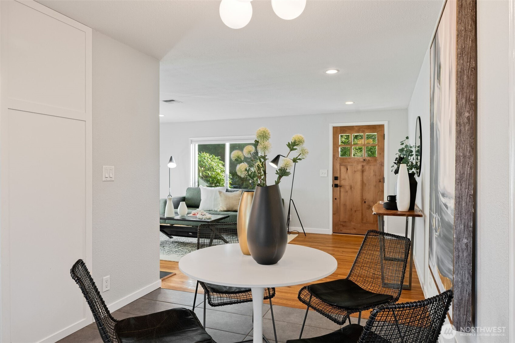 15511 10th Avenue NE, Shoreline, WA 98155