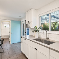 15511 10th Avenue NE, Shoreline, WA 98155