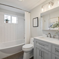 15511 10th Avenue NE, Shoreline, WA 98155