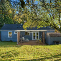 15511 10th Avenue NE, Shoreline, WA 98155