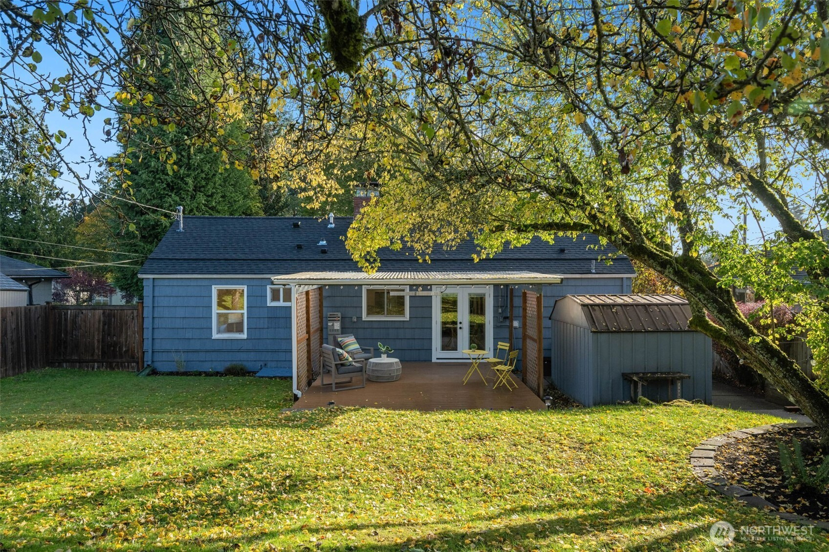 15511 10th Avenue NE, Shoreline, WA 98155