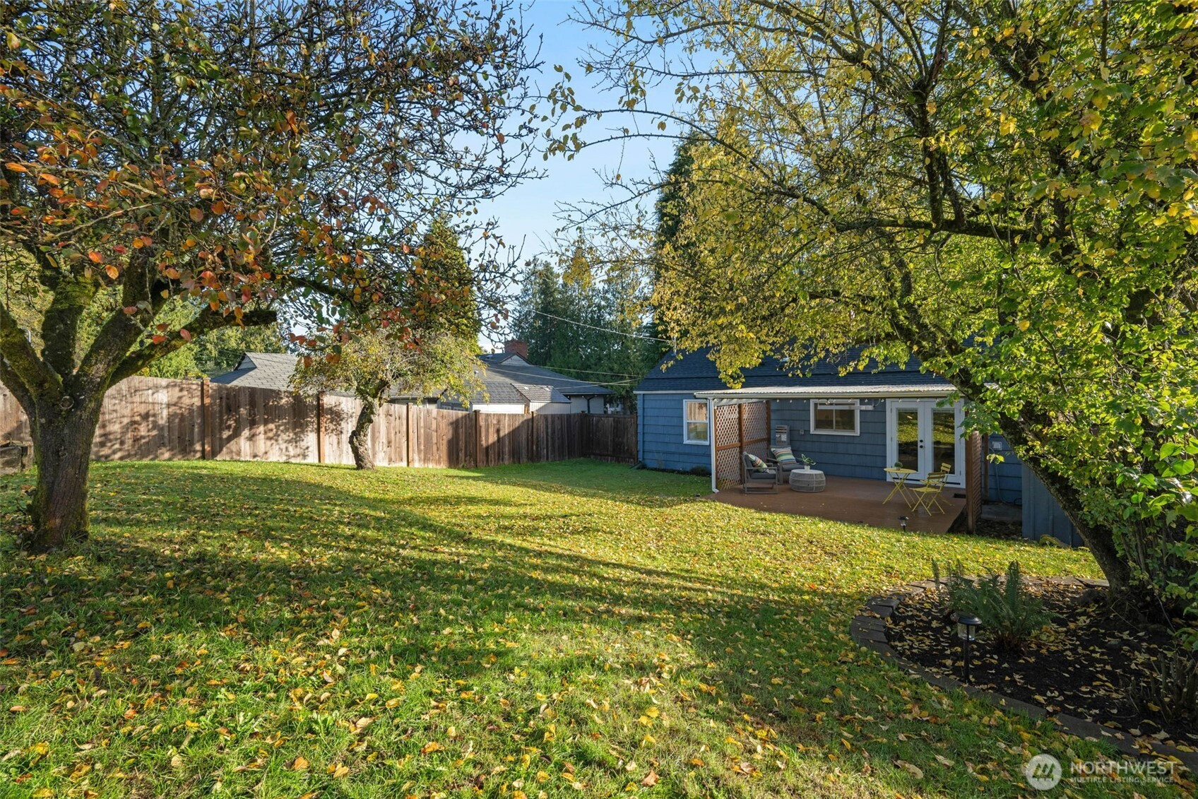 15511 10th Avenue NE, Shoreline, WA 98155