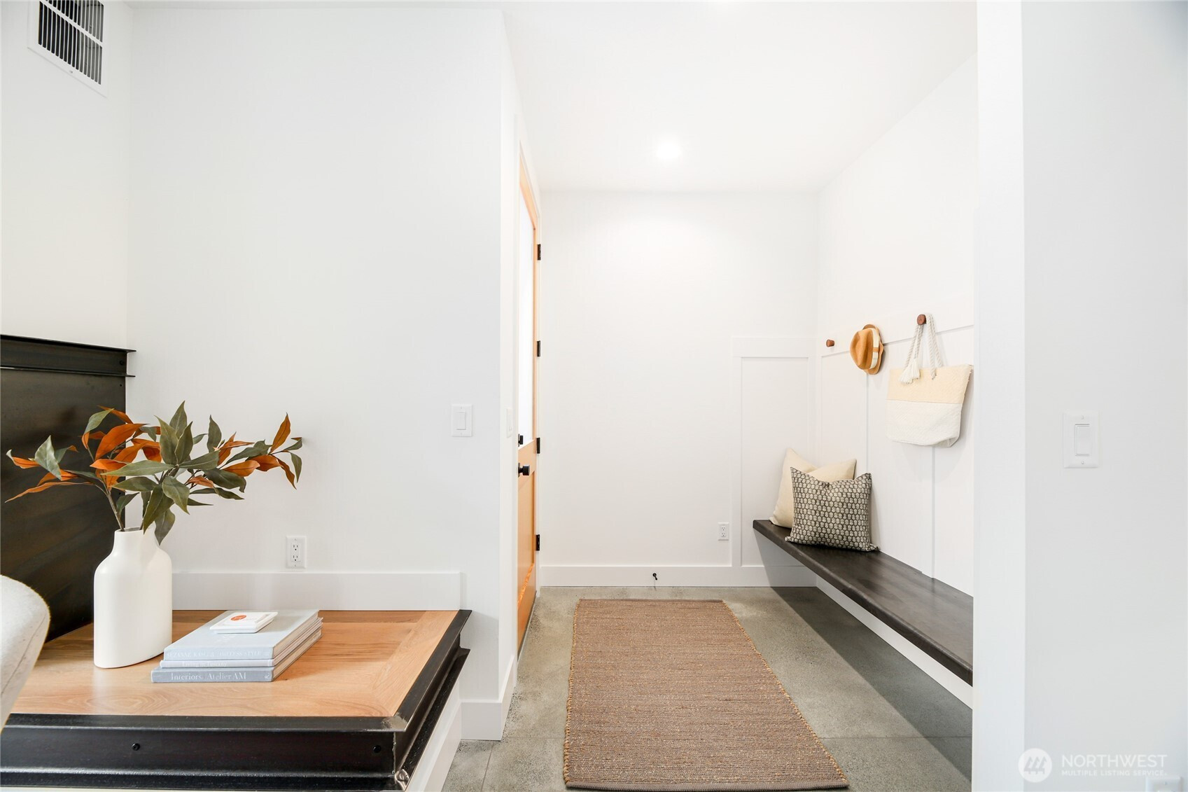 6816 128th Avenue NE, Kirkland, WA 98033