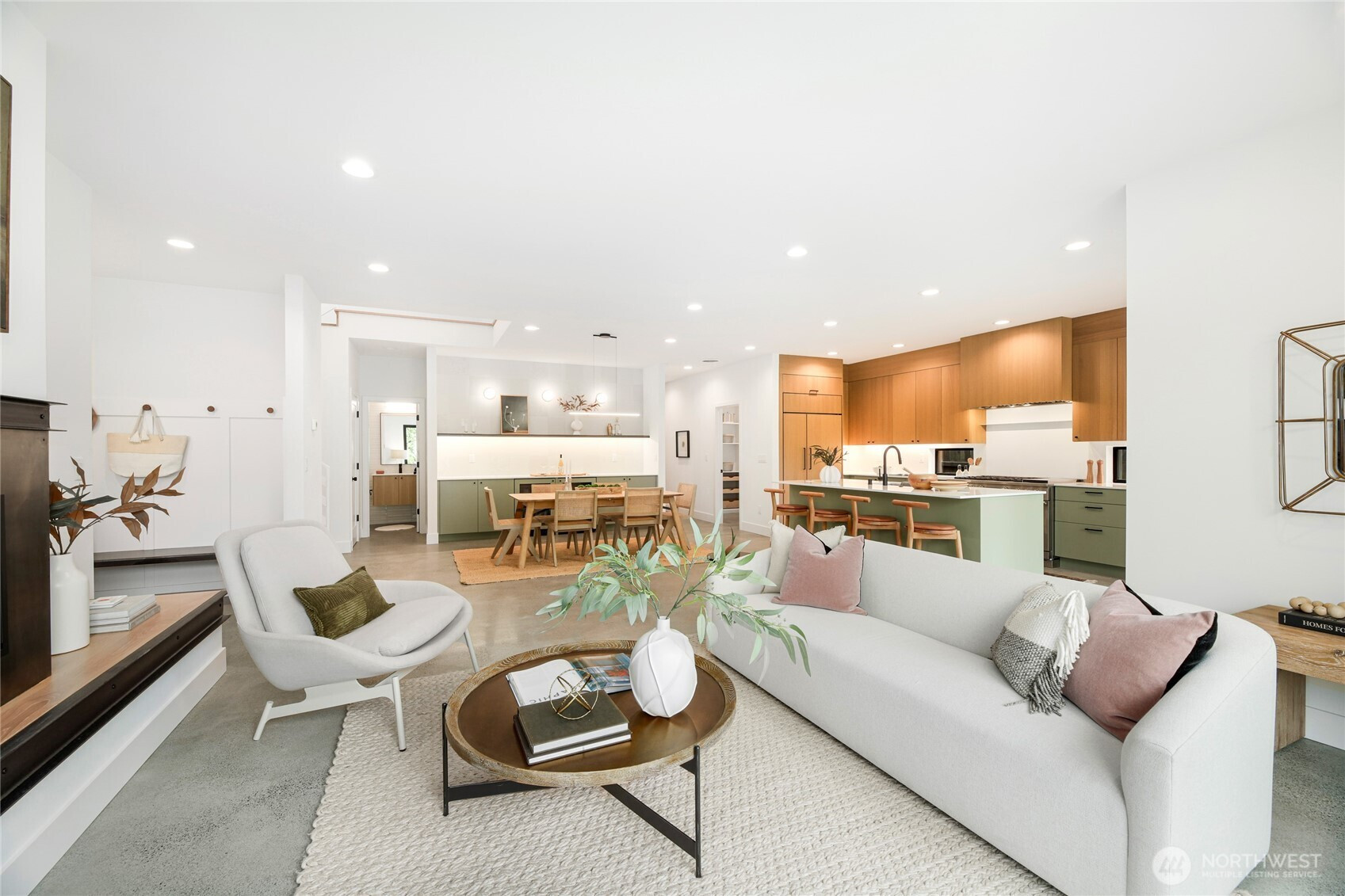 6816 128th Avenue NE, Kirkland, WA 98033