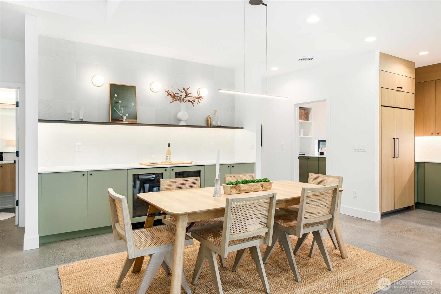 6816 128th Avenue NE, Kirkland, WA 98033