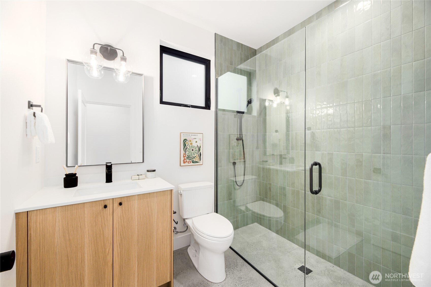 6816 128th Avenue NE, Kirkland, WA 98033