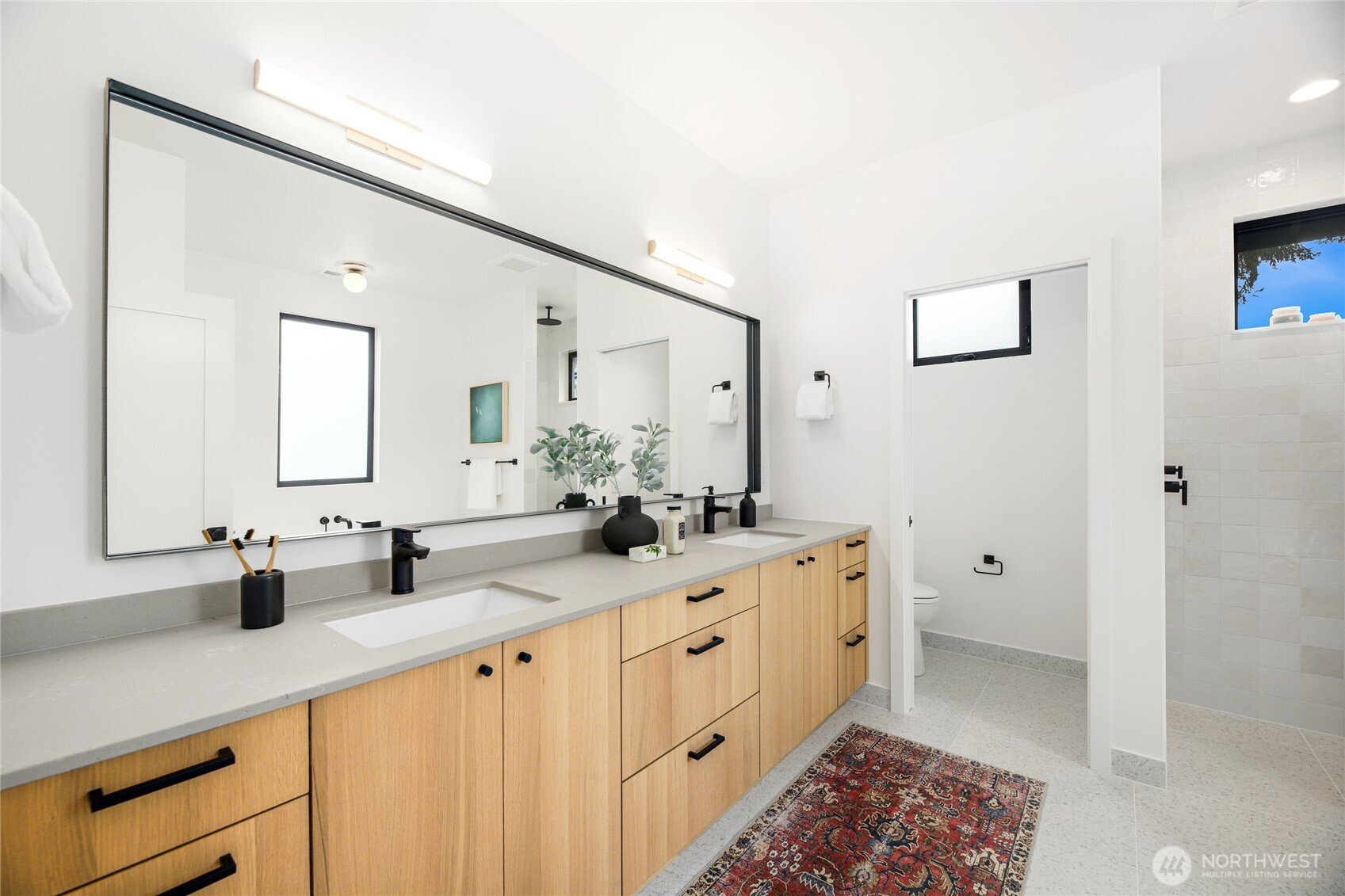 6816 128th Avenue NE, Kirkland, WA 98033