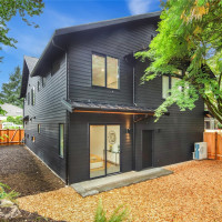 6816 128th Avenue NE, Kirkland, WA 98033