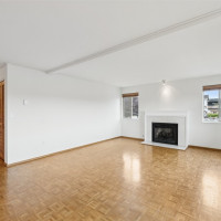 1964 26th Avenue W, Seattle, WA 98199