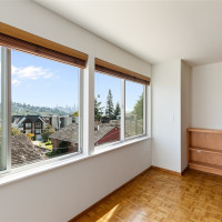 1964 26th Avenue W, Seattle, WA 98199