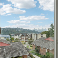 1964 26th Avenue W, Seattle, WA 98199