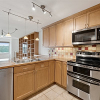 1964 26th Avenue W, Seattle, WA 98199