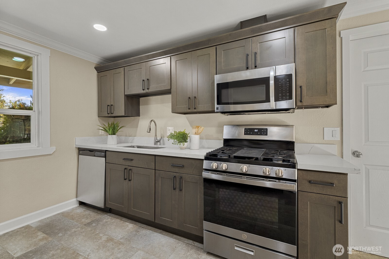 22620 1st Place W, Bothell, WA 98021