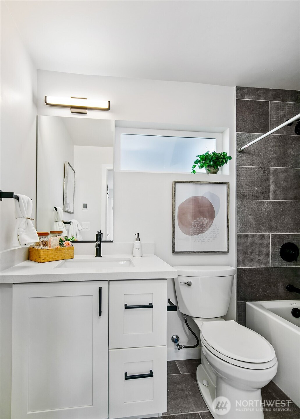 1525 C 17th Avenue S, Seattle, WA 98144