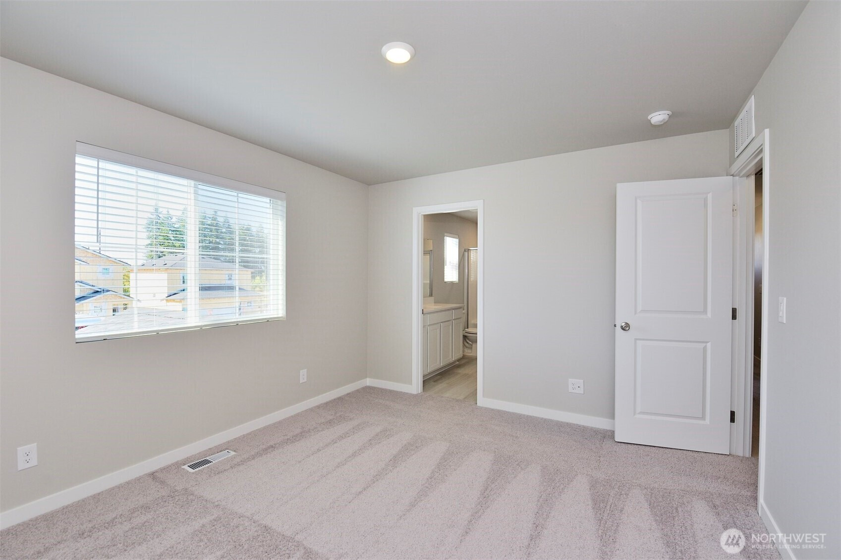 9726 Hay Street SE, Yelm, WA 98597