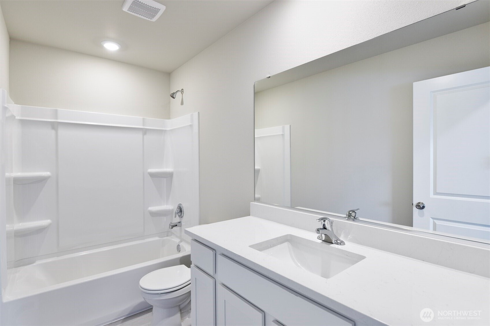 9726 Hay Street SE, Yelm, WA 98597