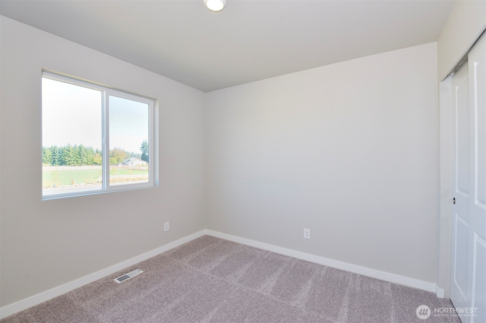 9726 Hay Street SE, Yelm, WA 98597