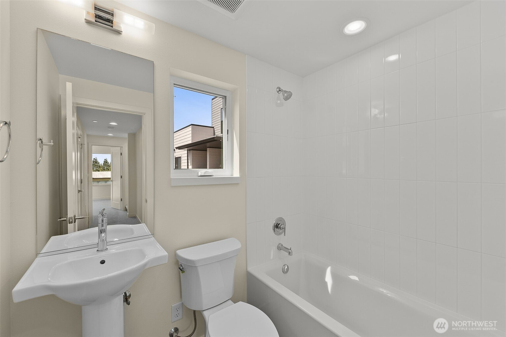 9225 A 14th Avenue NW, Seattle, WA 98117