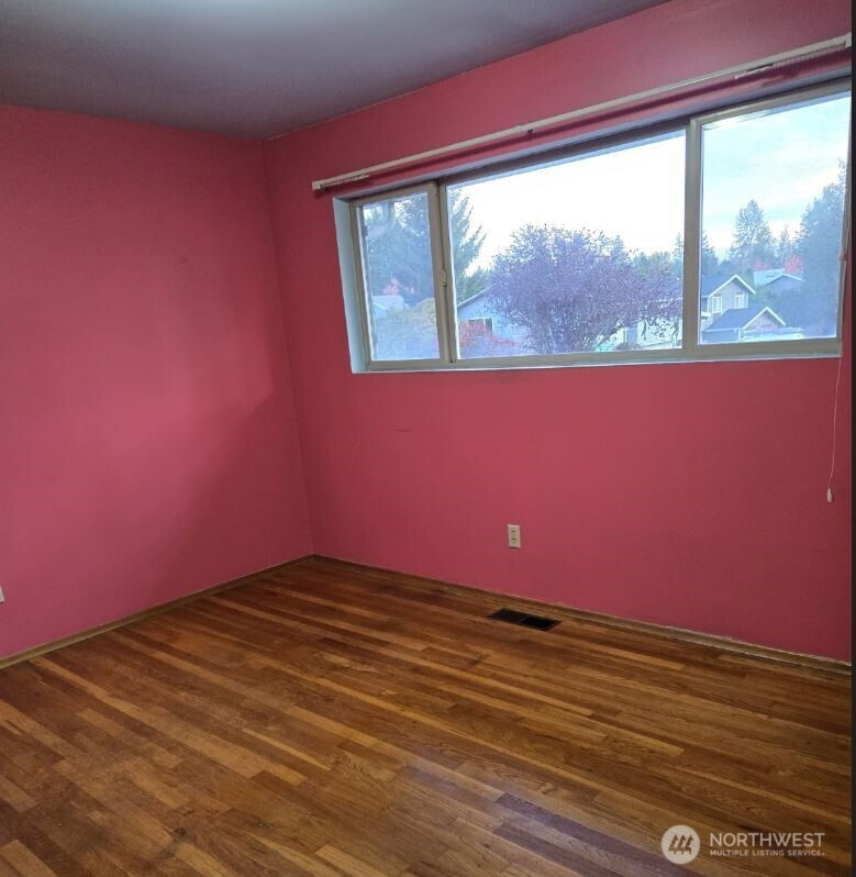 4316 NE 10th Street, Renton, WA 98059