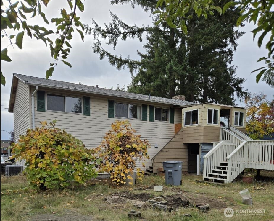 4316 NE 10th Street, Renton, WA 98059