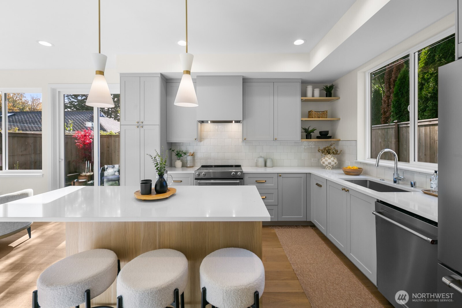 10045 8th Avenue NW, Seattle, WA 98177