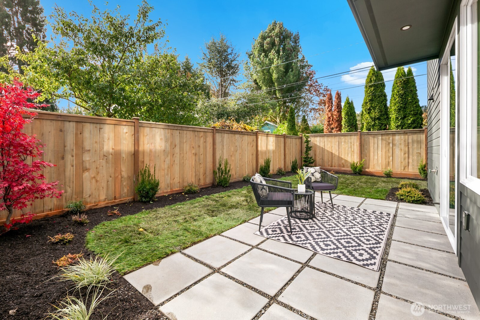 10045 8th Avenue NW, Seattle, WA 98177
