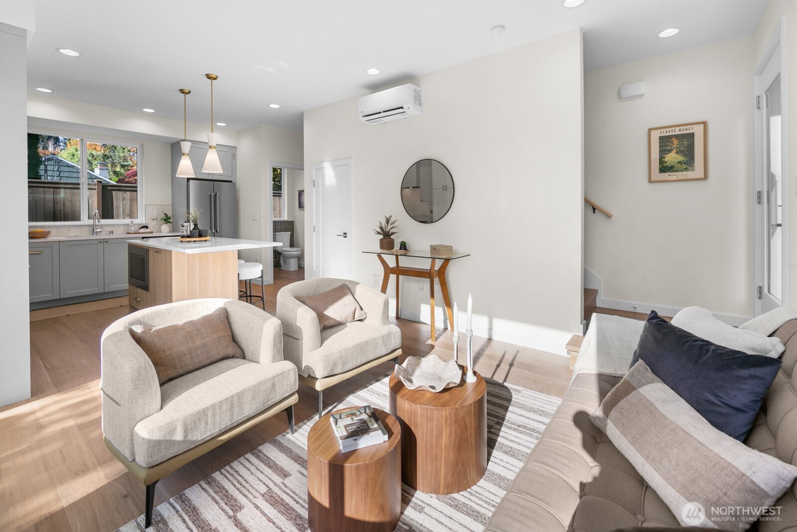 10045 8th Avenue NW, Seattle, WA 98177