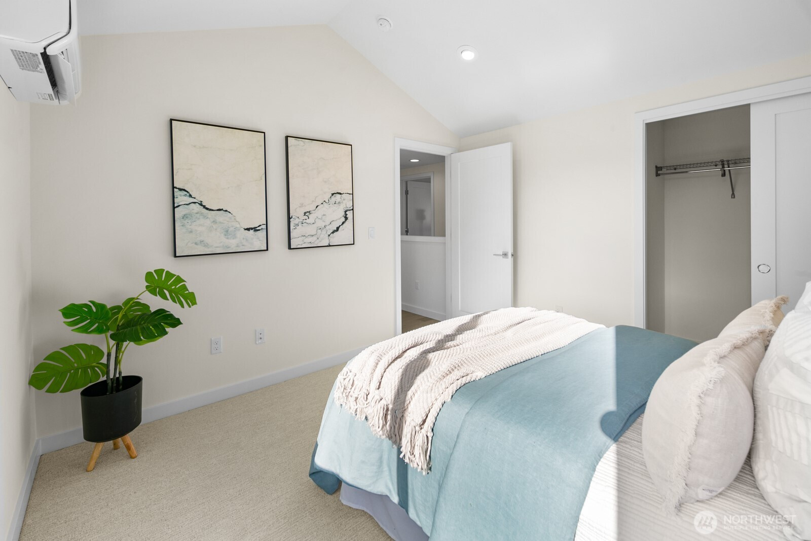 10045 8th Avenue NW, Seattle, WA 98177