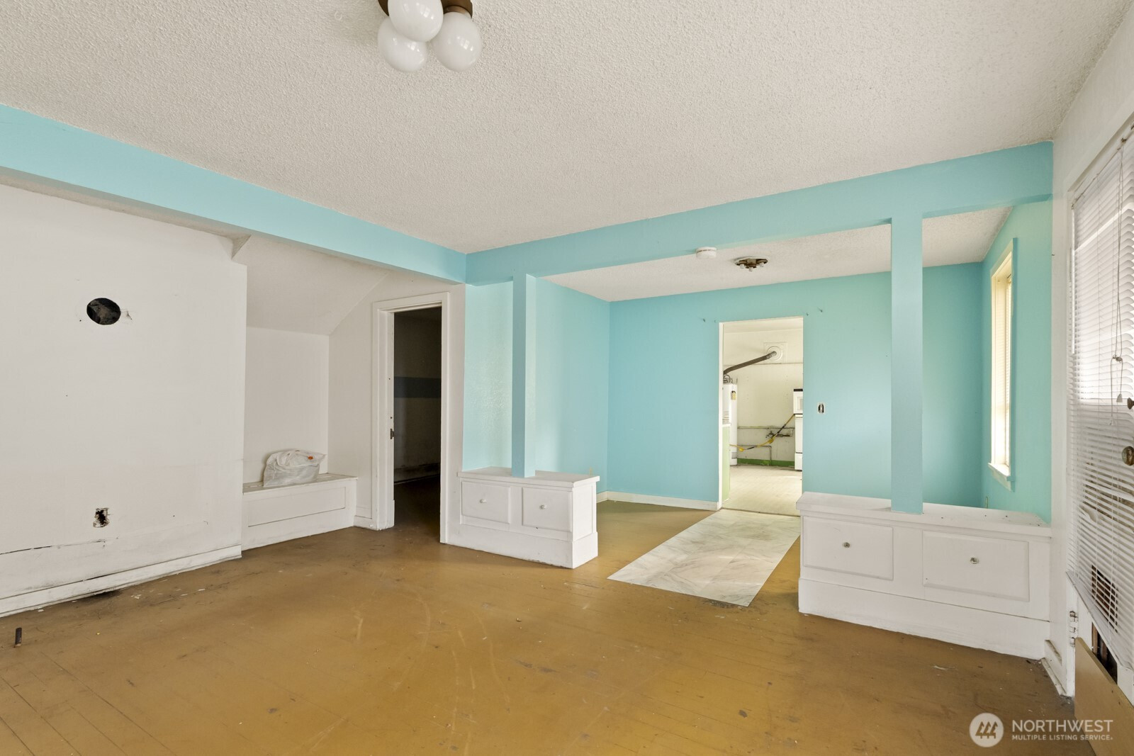 4812 46th Avenue SW, Seattle, WA 98116