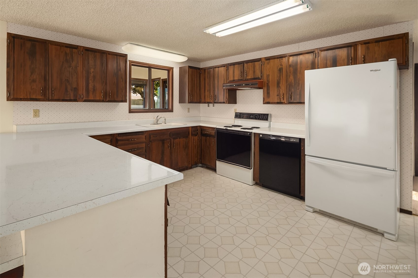 1156 S West Camano Drive, Camano Island, WA 98282