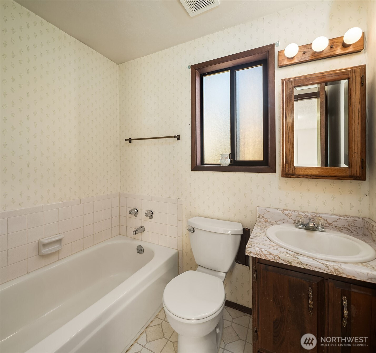 1156 S West Camano Drive, Camano Island, WA 98282