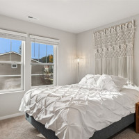 4221 Savannah Loop NE, Olympia, WA 98516