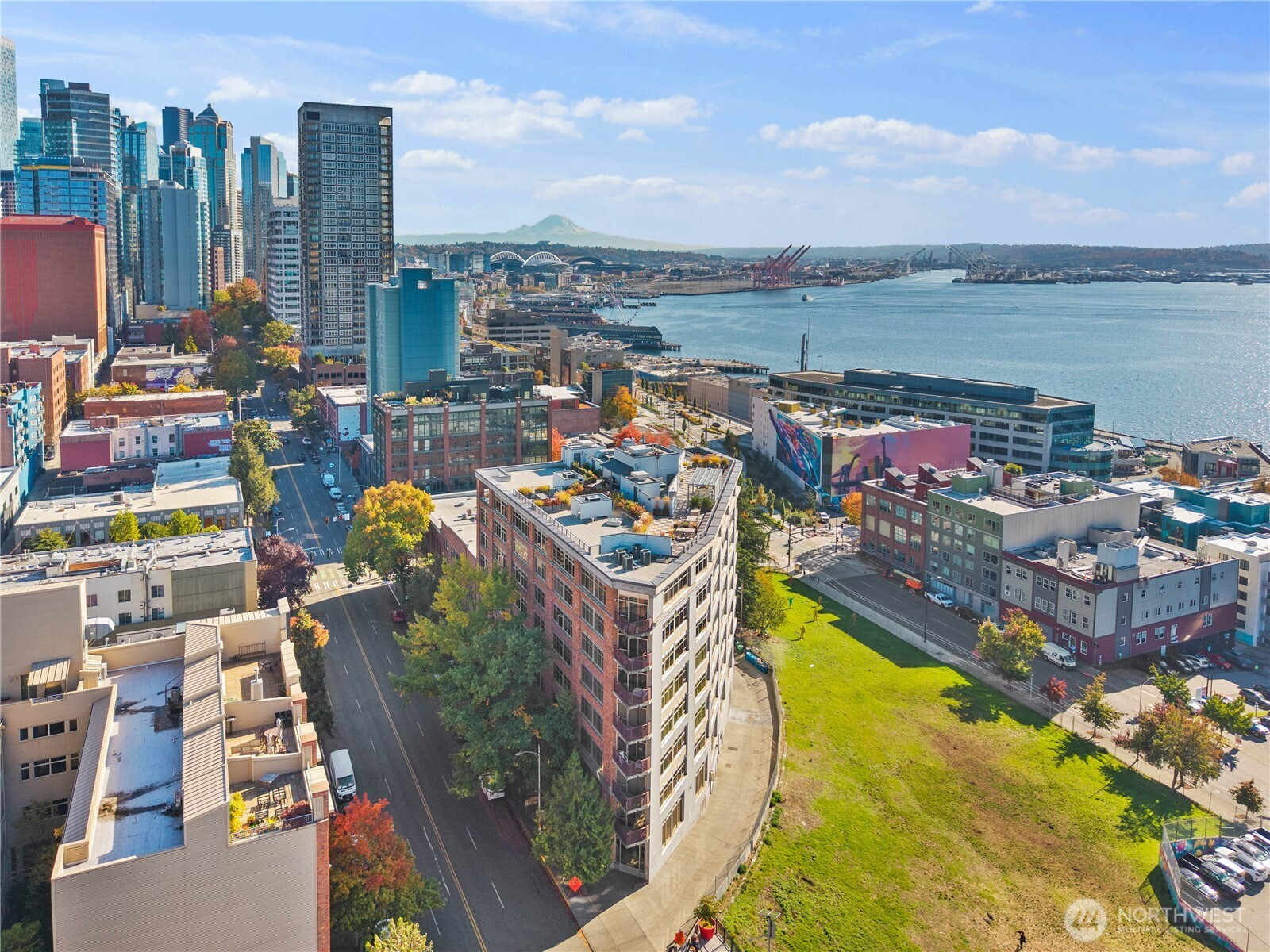 2323 1st Avenue, Seattle, WA 98121