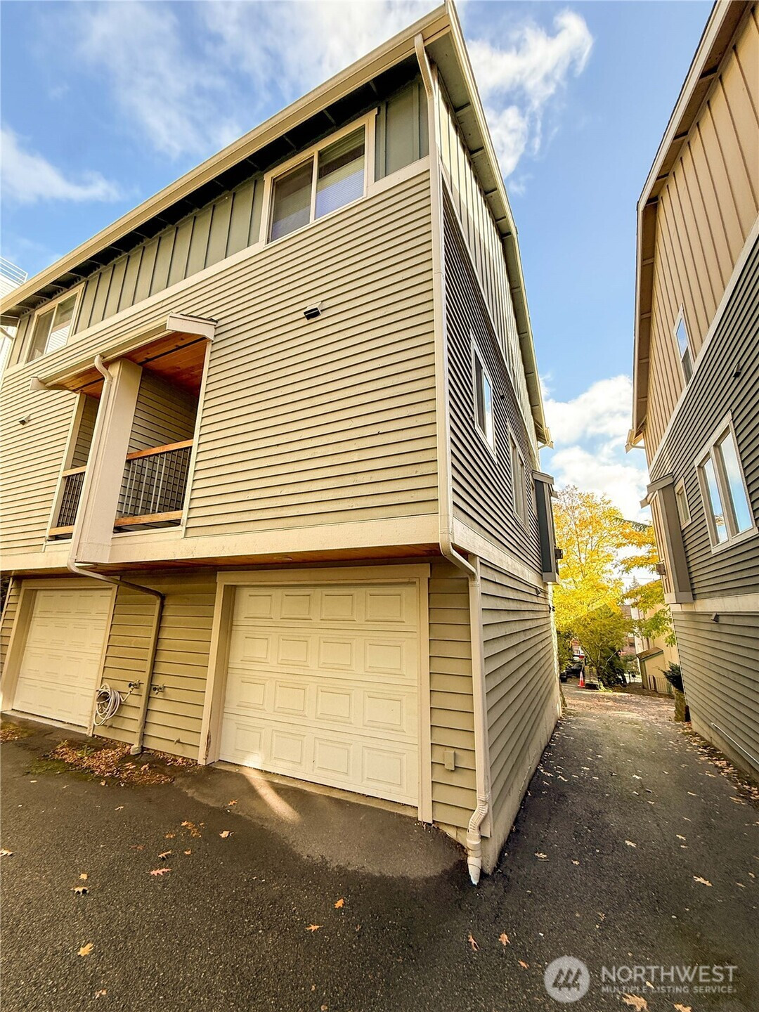 1006 N 39th Street, Seattle, WA 98103