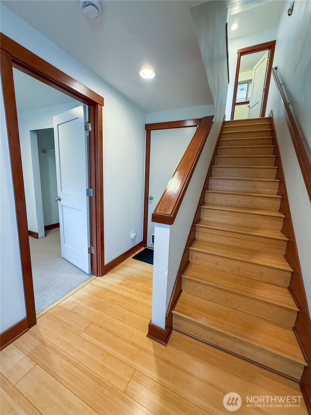 1006 N 39th Street, Seattle, WA 98103