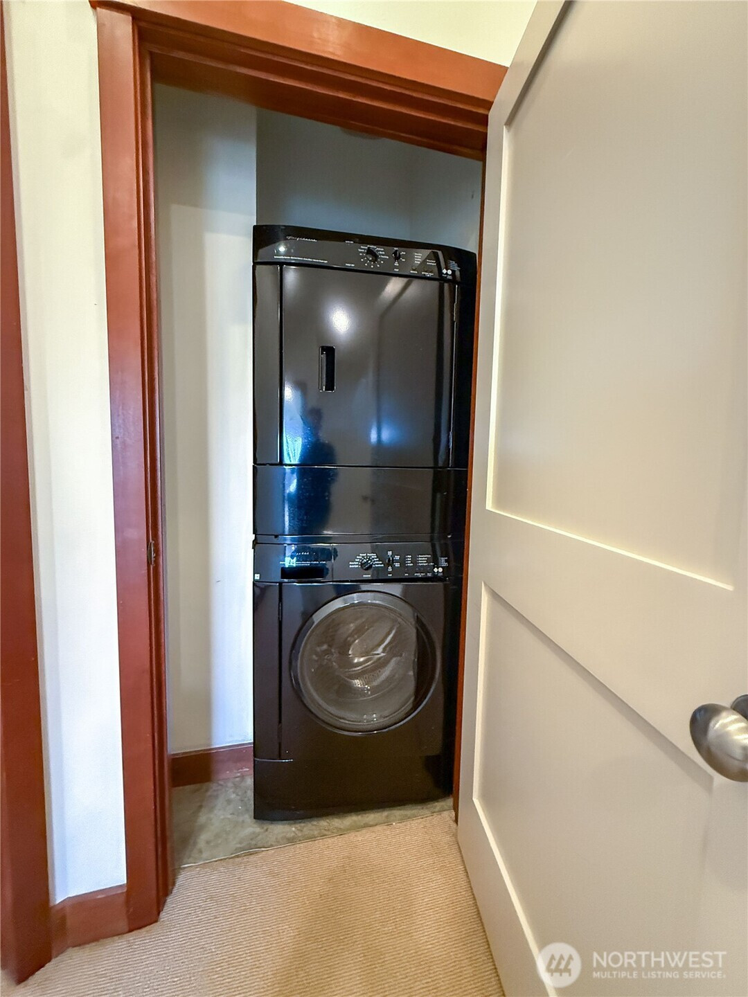 1006 N 39th Street, Seattle, WA 98103