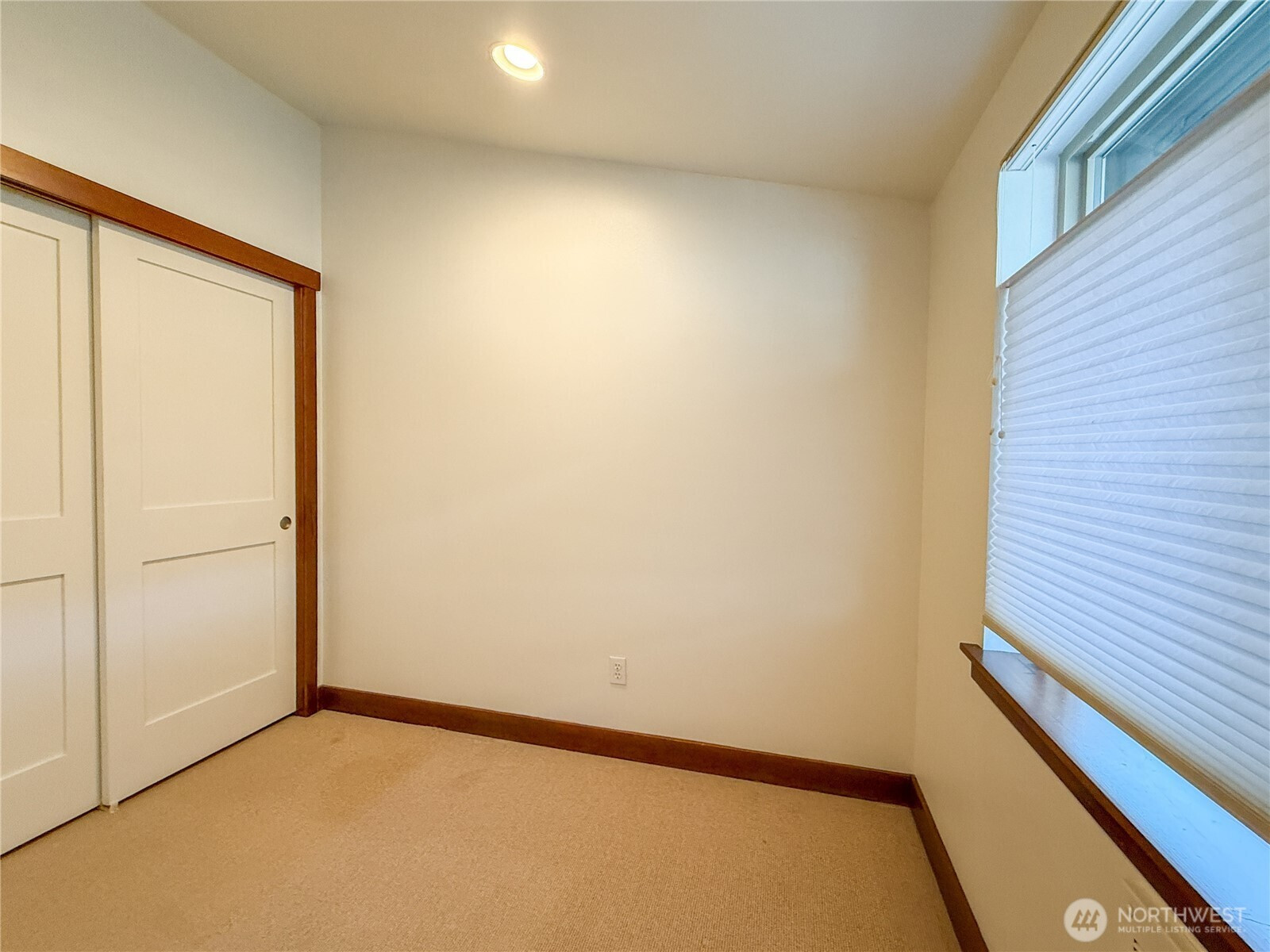 1006 N 39th Street, Seattle, WA 98103