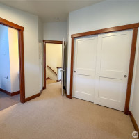 1006 N 39th Street, Seattle, WA 98103