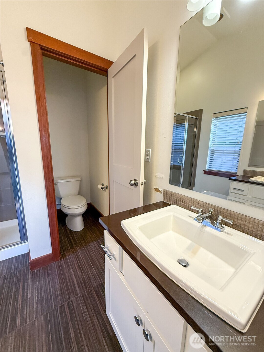 1006 N 39th Street, Seattle, WA 98103