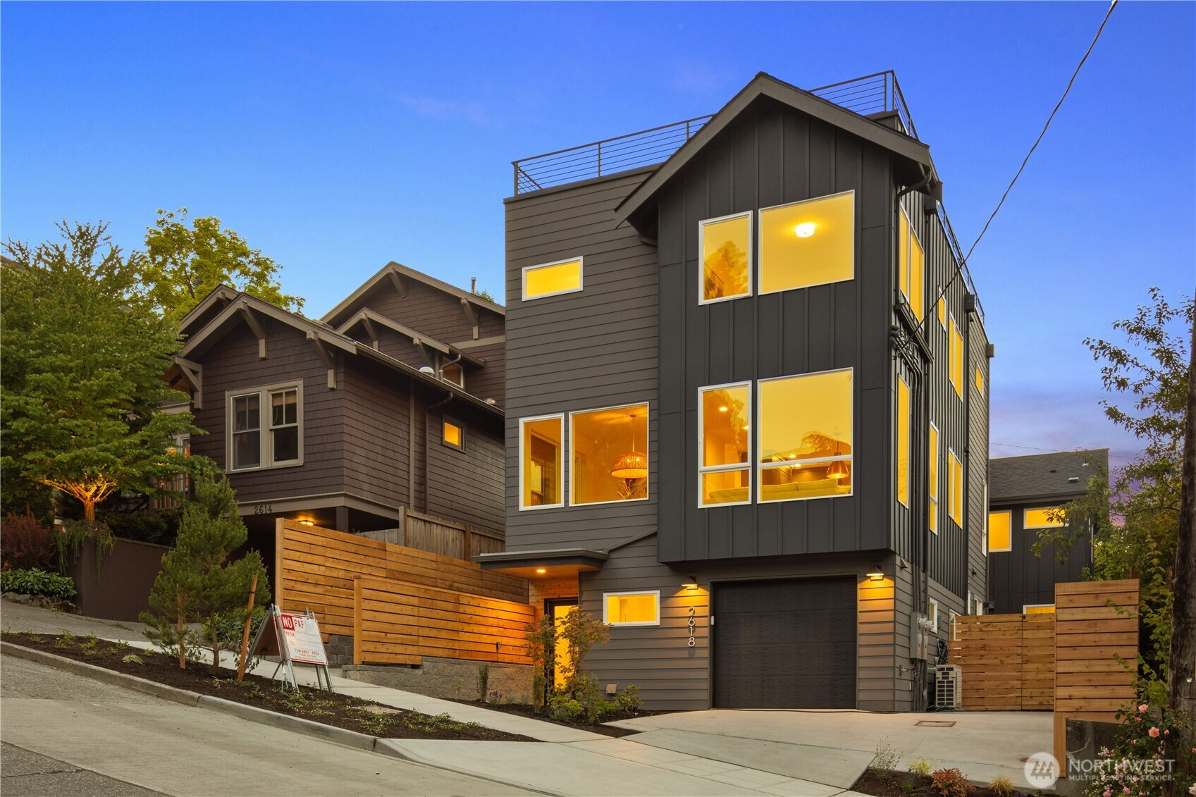 2618 E Roy Street, Seattle, WA 98112